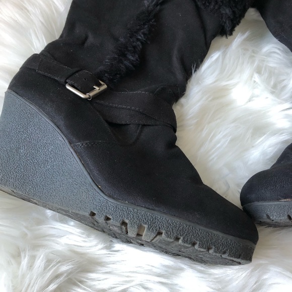 Like new winter boots faux fur - Picture 5 of 10